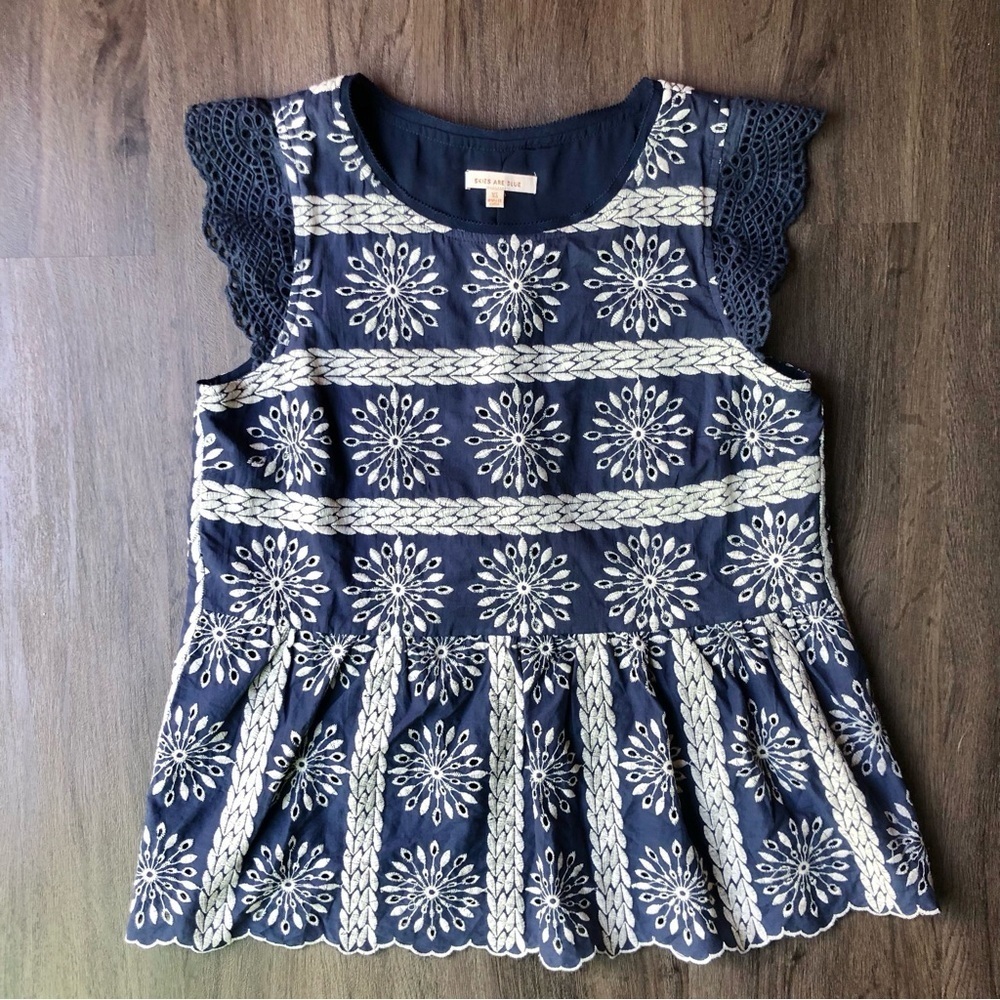 Anthropologie Skies Are Blue Embroidered Top Size XS Navy White European Coastal